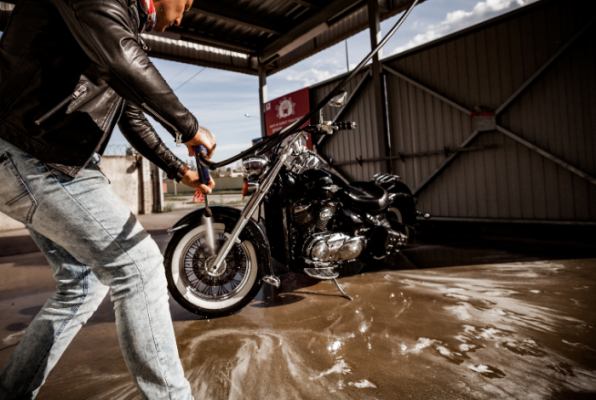 Motosiklet Tutkusunun Psikolojik Nedenleri - blog görseli